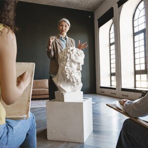 Aula fuera del marco: el arte como herramienta de aprendizaje en el contexto universitario